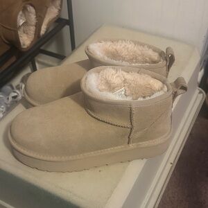 UGG Tan Kids Slippers